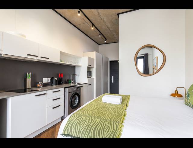 0.5 BEDROOM APARTMENT FOR SALE IN CENTURY CITY